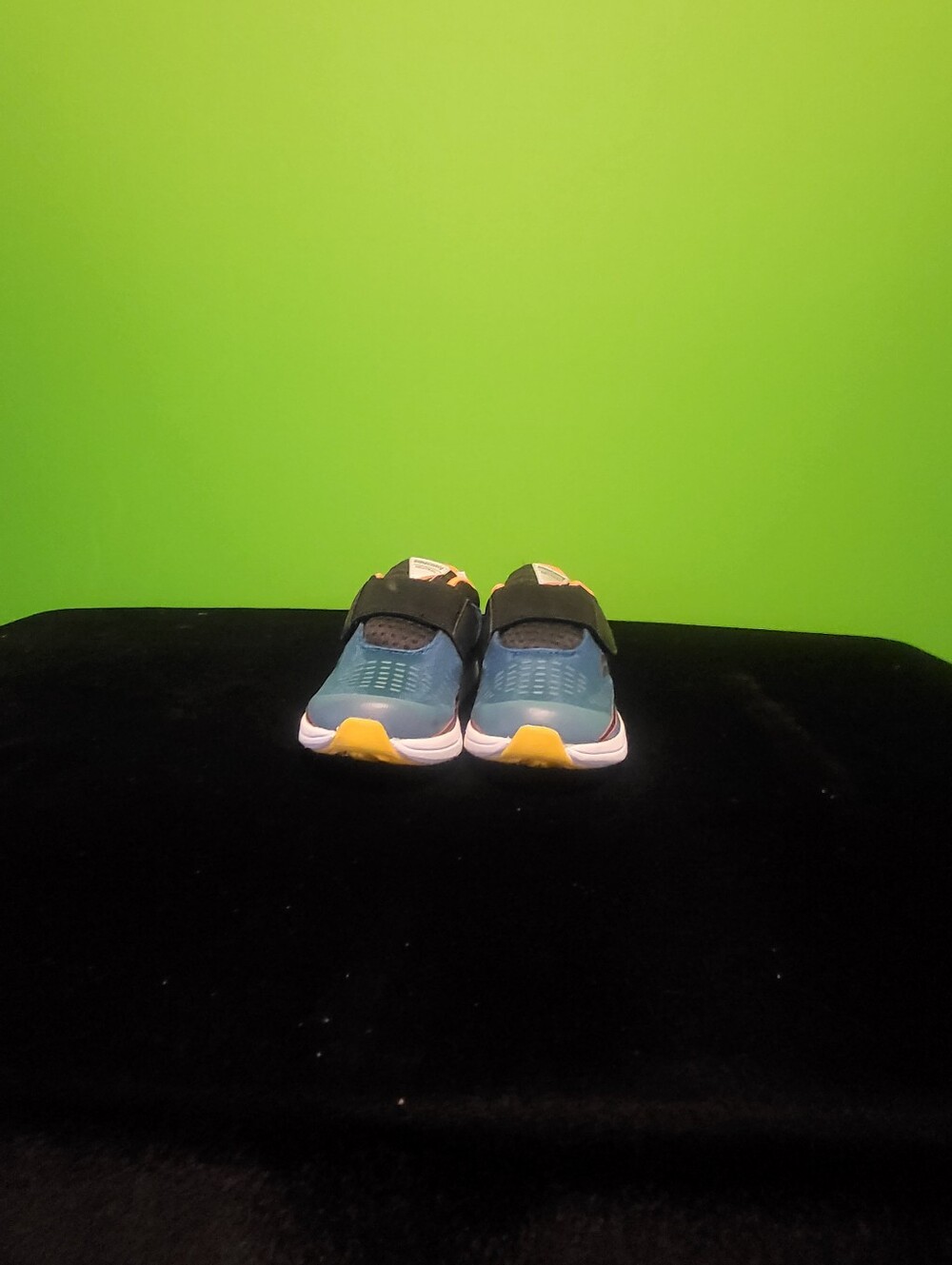 Saucony Kids Teal and Yellow Hook-and-Loop Sneakers Size 10.5 - Picture 2 of 6